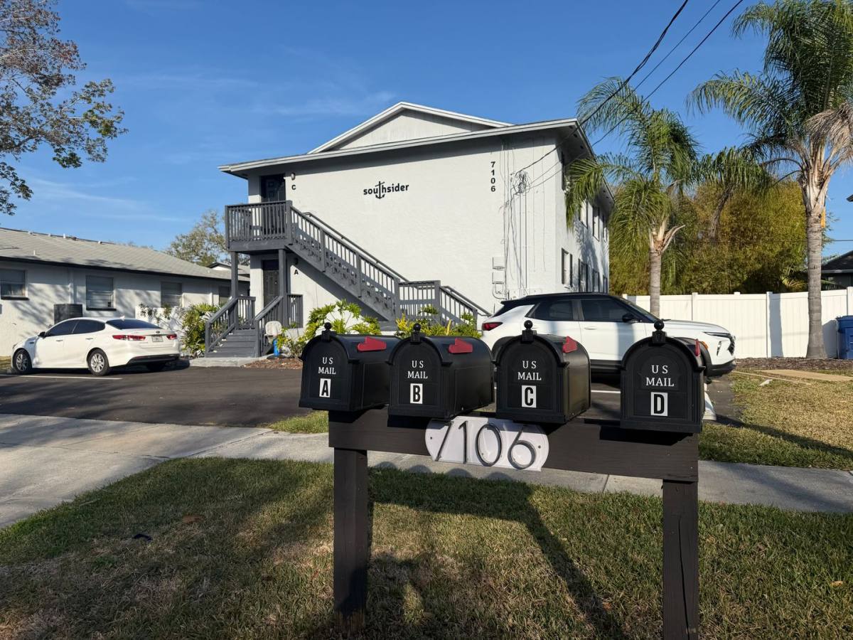 Apartment for rent at 7106 - 7108 S Kissimme St, Tampa, FL 33616
