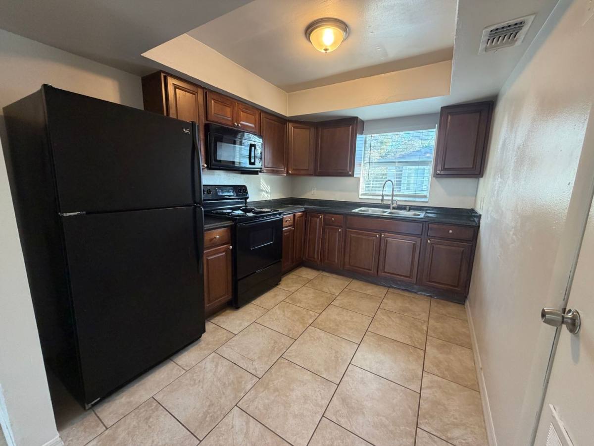 Apartment for rent at 7106 - 7108 S Kissimme St, Tampa, FL 33616