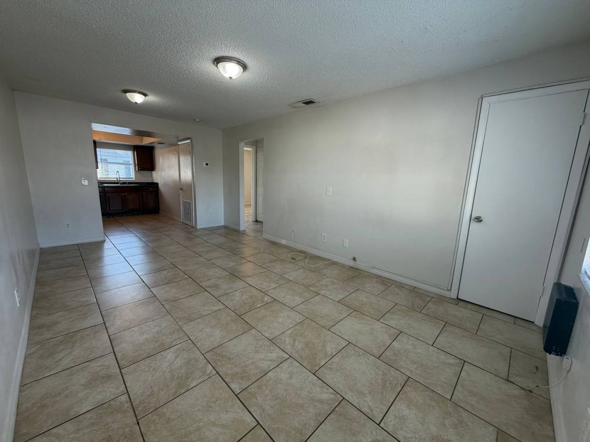 Apartment for rent at 7106 - 7108 S Kissimme St, Tampa, FL 33616