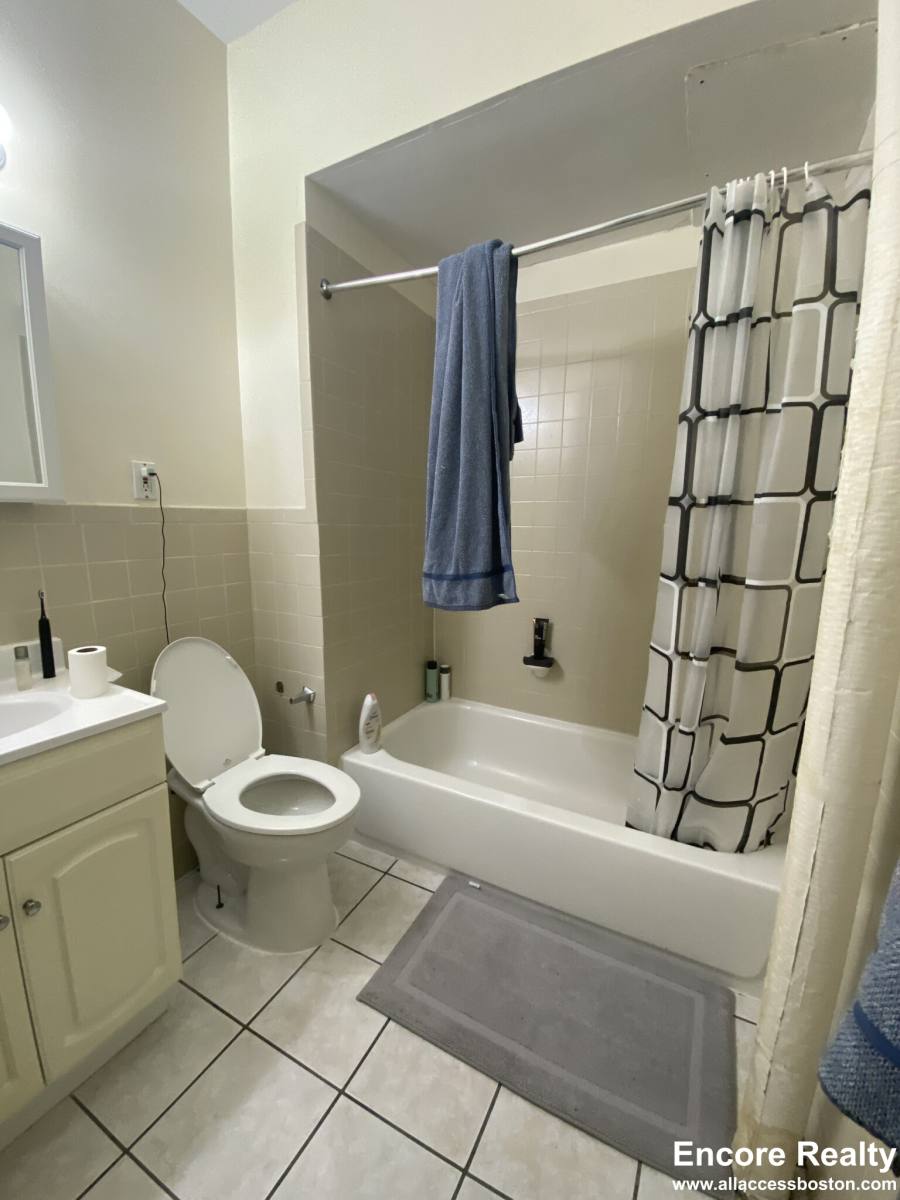 Apartment for rent at 879 Beacon St #10, Boston, MA 02215