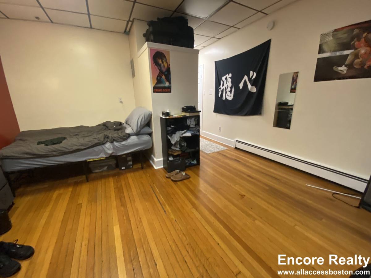 Apartment for rent at 879 Beacon St #10, Boston, MA 02215