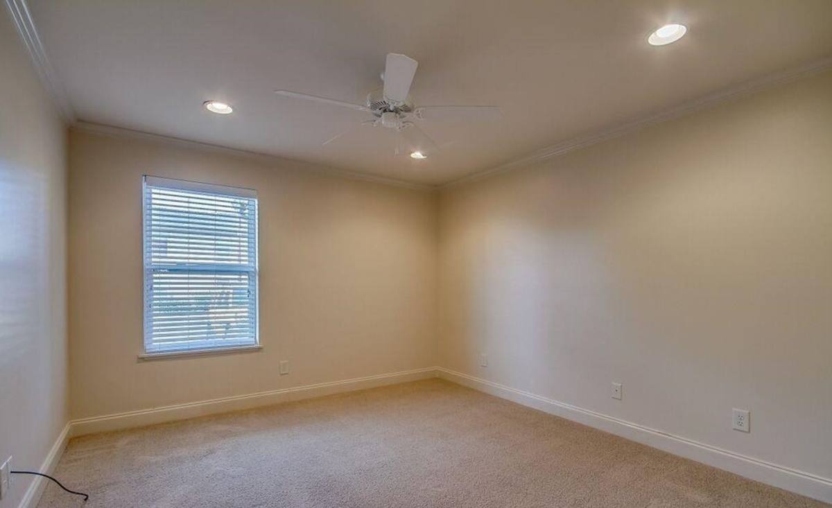 Apartment for rent at 120 15th St E, Tuscaloosa, AL 35401