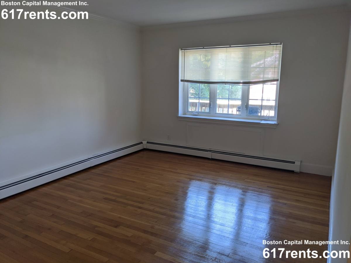Apartment for rent at 8 Mount Ida St #7, Newton, MA 02458