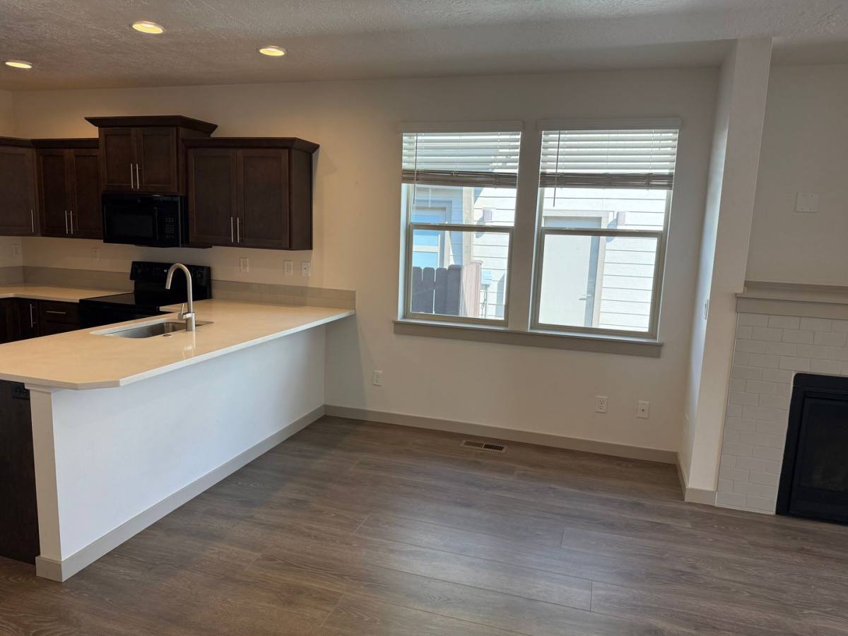 House for rent at 75 NE Cessna Dr, Bend, OR 97701