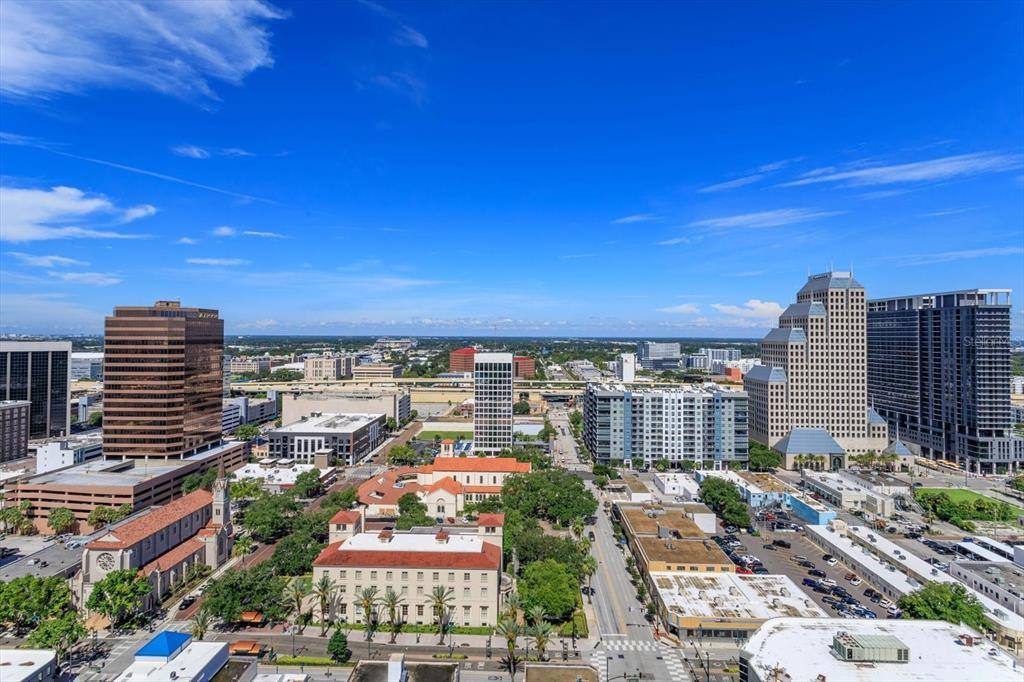 Condo for rent at 150 E Robinson St #15023B, Orlando, FL 32801