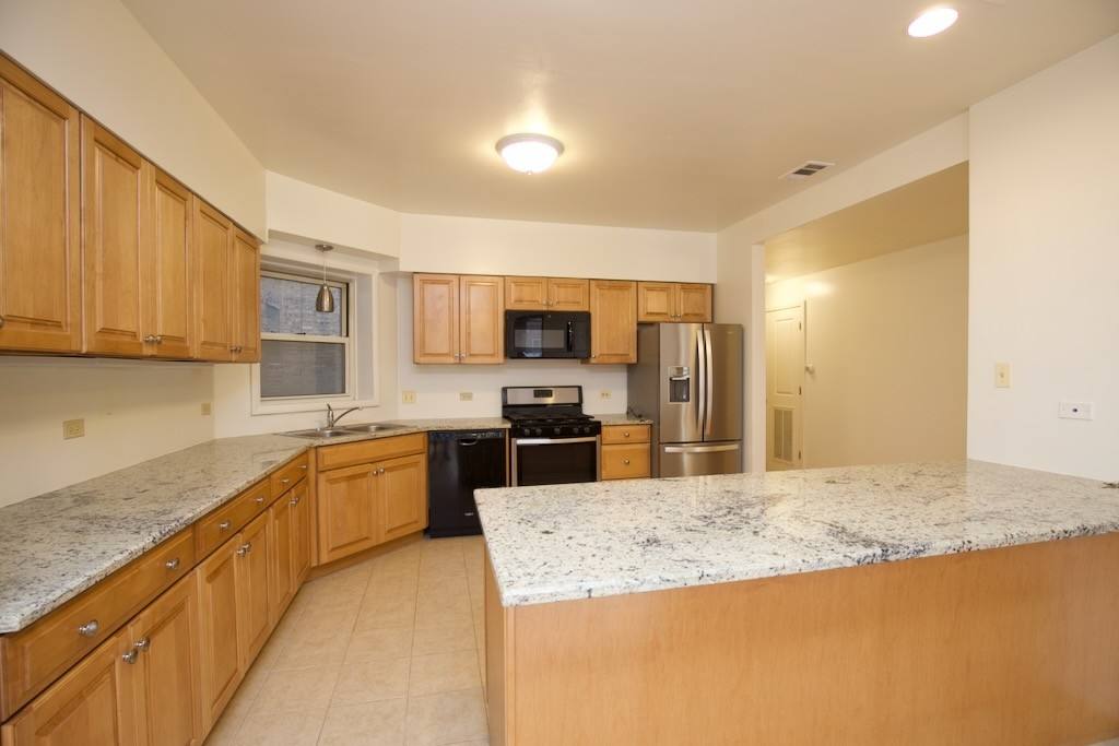 Apartment for rent at 6713 Sheridan #N4, Chicago, IL 60626