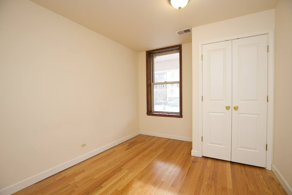 Apartment for rent at 6713 Sheridan #N4, Chicago, IL 60626