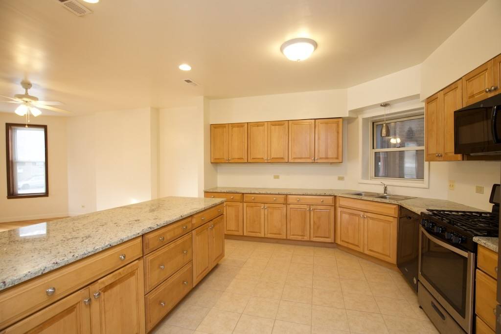 Apartment for rent at 6713 Sheridan #N4, Chicago, IL 60626