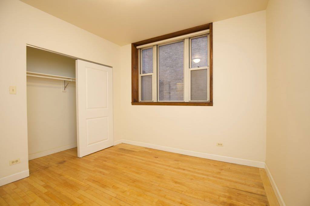 Apartment for rent at 6711 Sheridan #NA8, Chicago, IL 60626