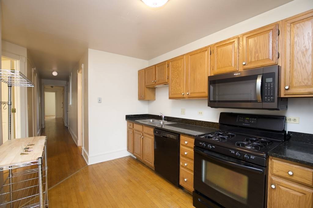 Apartment for rent at 6715 Sheridan #SA10, Chicago, IL 60626