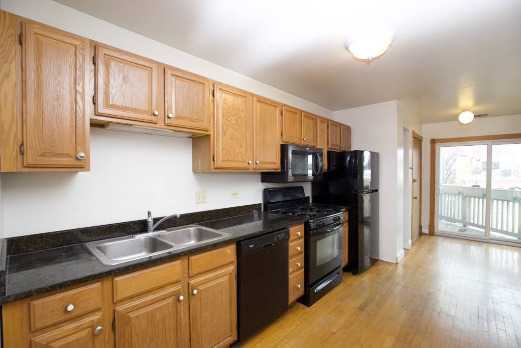 Apartment for rent at 6715 Sheridan #SA10, Chicago, IL 60626