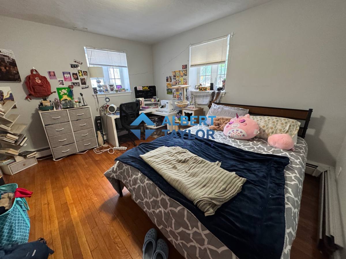 Apartment for rent at 8 Mount Ida St #1, Newton, MA 02458