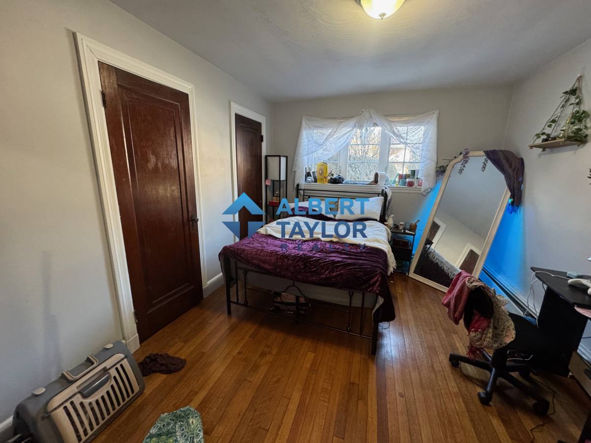 Apartment for rent at 8 Mount Ida St #1, Newton, MA 02458