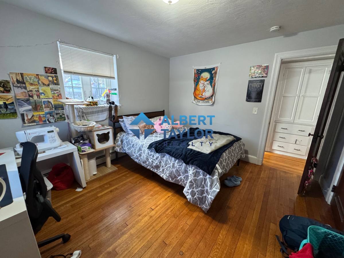 Apartment for rent at 8 Mount Ida St #1, Newton, MA 02458
