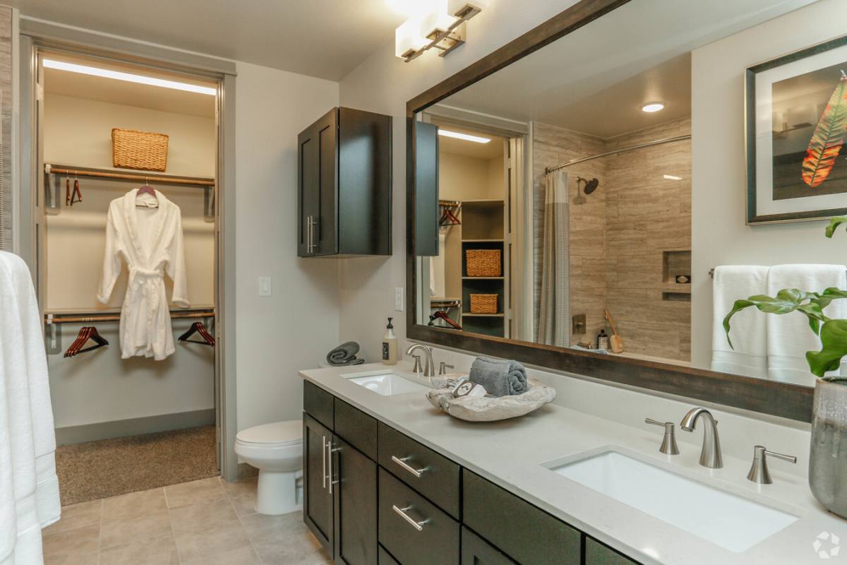 Apartment for rent at 1414 Texas Ave #14TA1, Houston, TX 77002