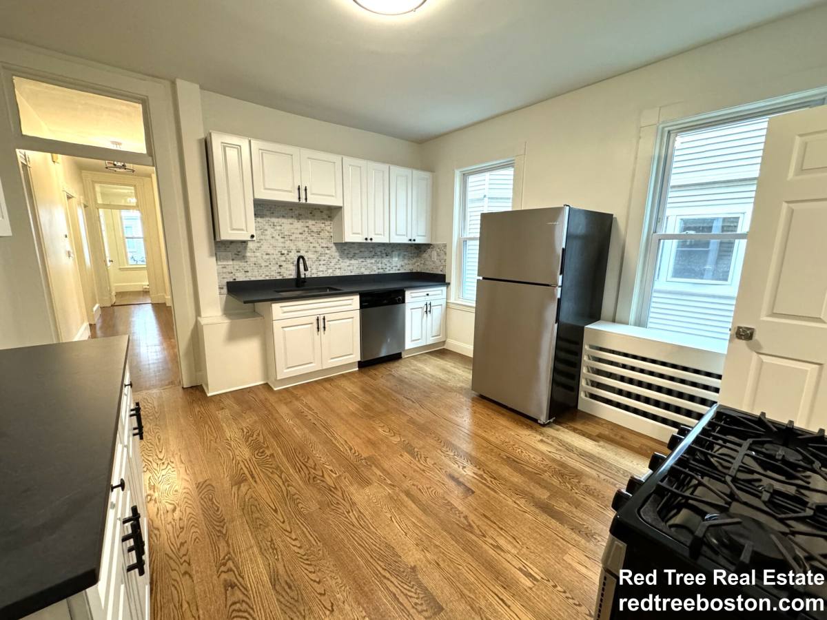 Apartment for rent at 11 E Milton Rd #1, Brookline, MA 02445