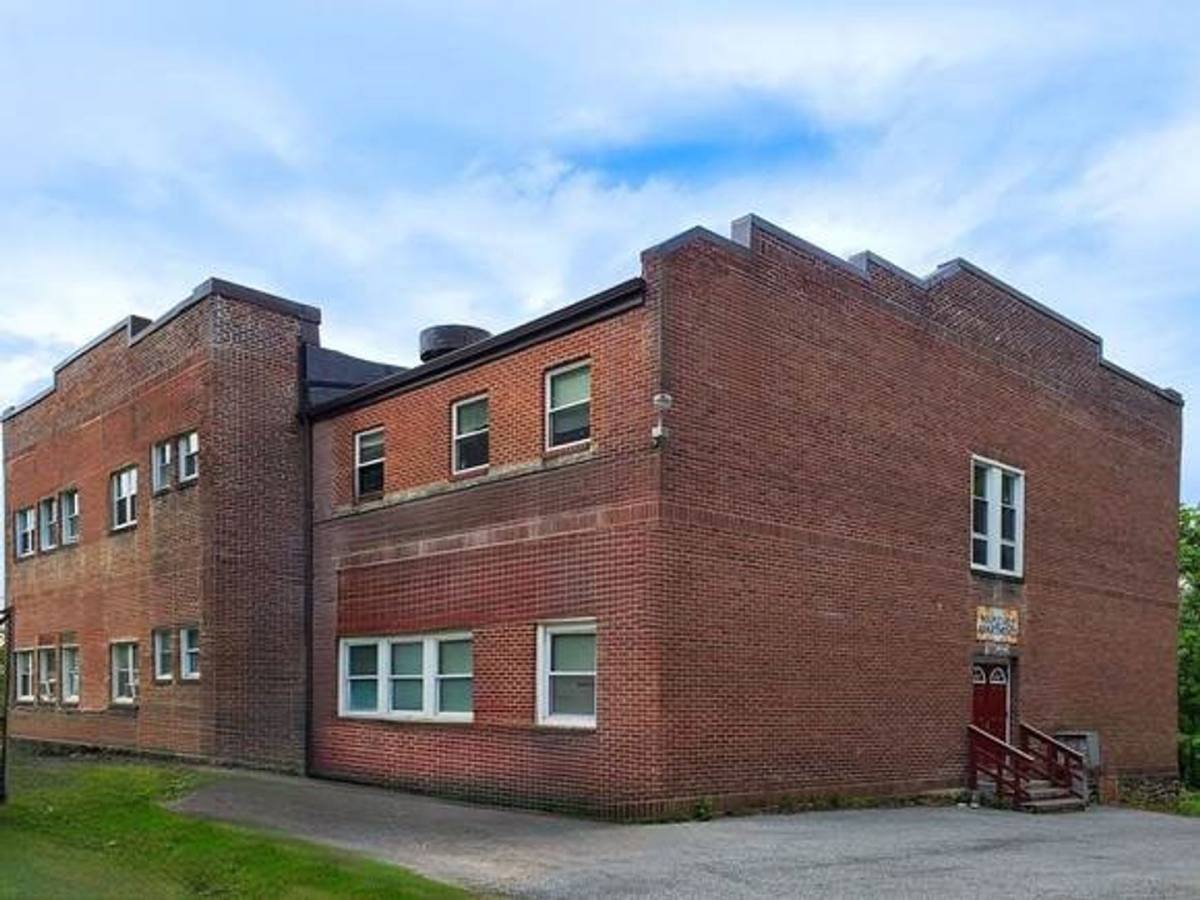 Apartment for rent at 100 School St #C, Glen Rock, PA 17327