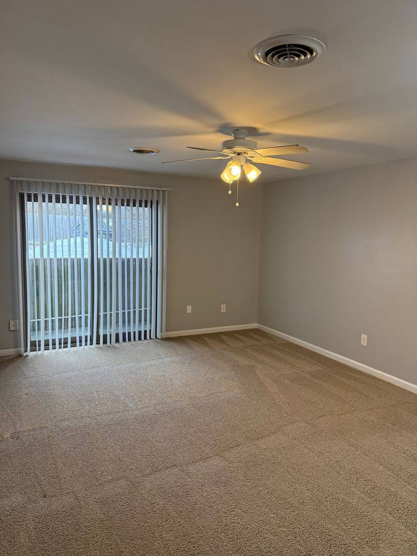 Apartment for rent at 2866 Madison Rd, Cincinnati, OH 45209