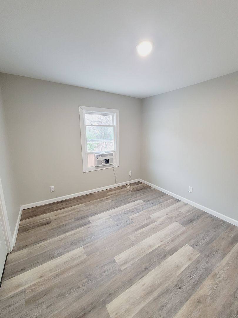Apartment for rent at 1112 Bedford Ave, Lynchburg, VA 24504