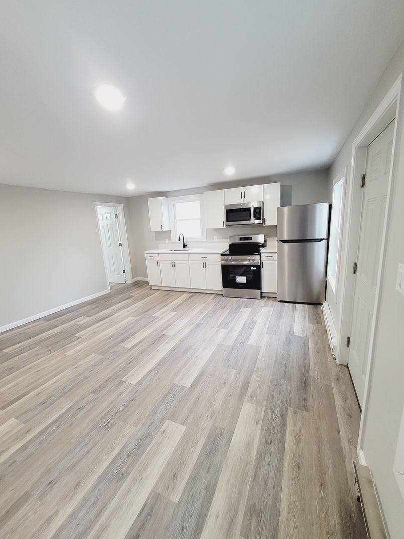 Apartment for rent at 1112 Bedford Ave, Lynchburg, VA 24504
