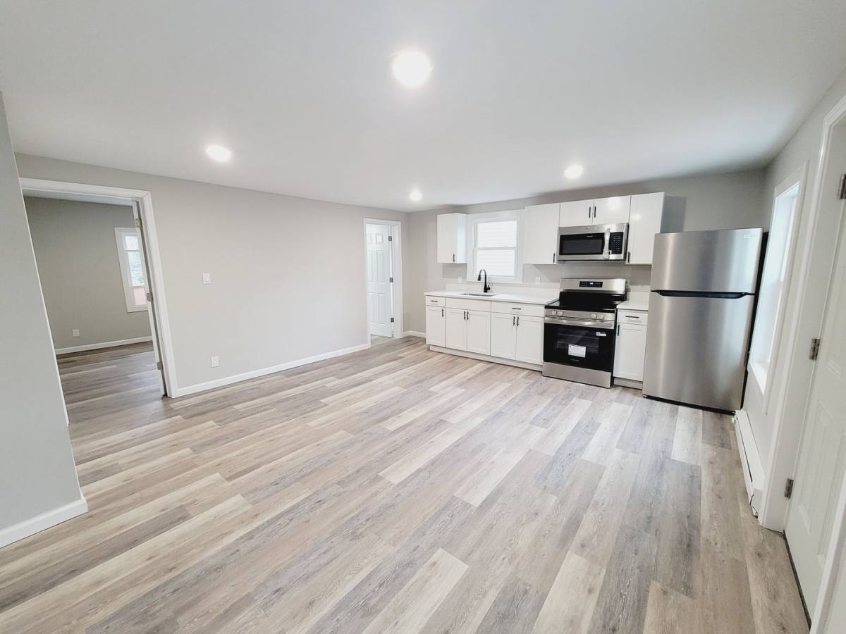 Apartment for rent at 1112 Bedford Ave, Lynchburg, VA 24504