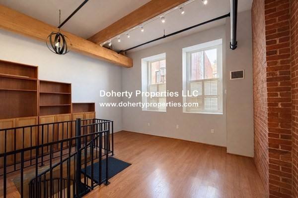 Apartment for rent at 172 Middle St #108, Lowell, MA 01852
