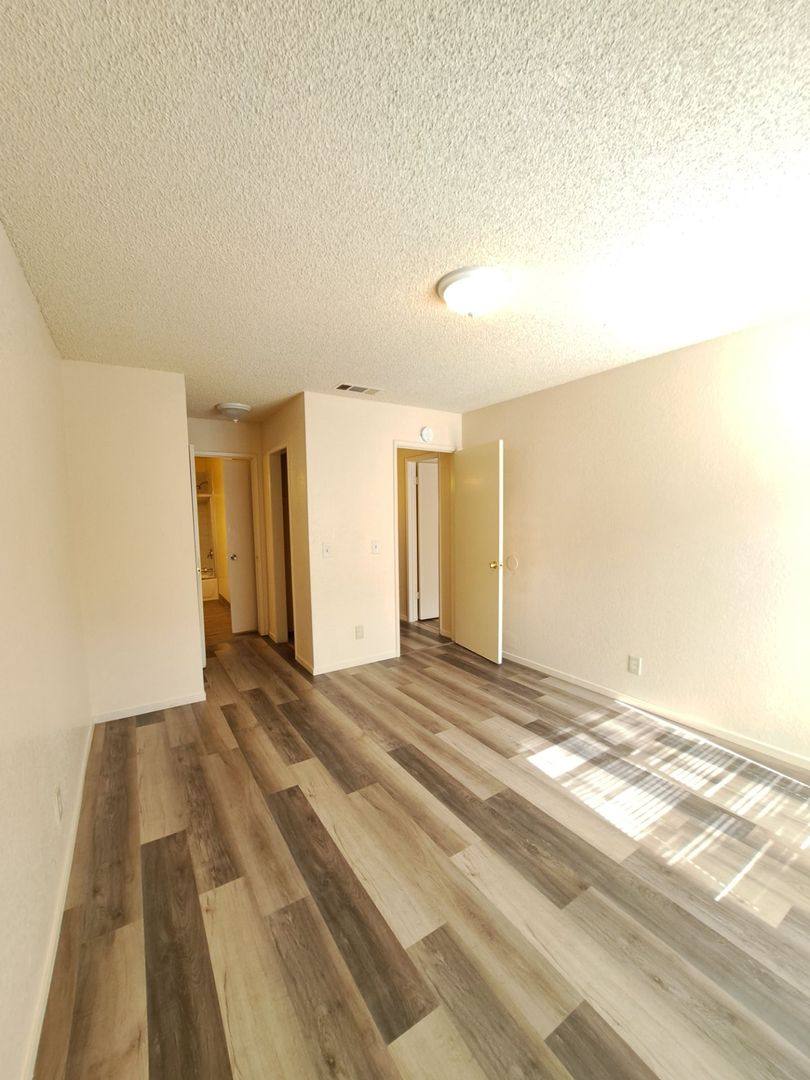 Apartment for rent at 3749 N Abby St, Fresno, CA 93726