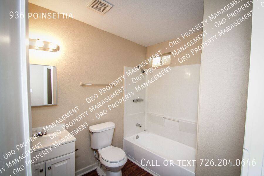 Apartment for rent at 936 Poinsettia, San Antonio, TX 78202