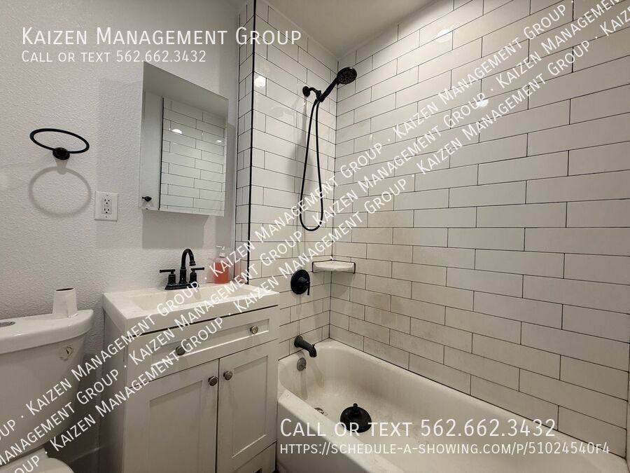 Apartment for rent at 719 Pacific Ave, Long Beach, CA 90813
