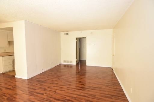 Apartment for rent at 244 S El Molino Ave, Pasadena, CA 91101
