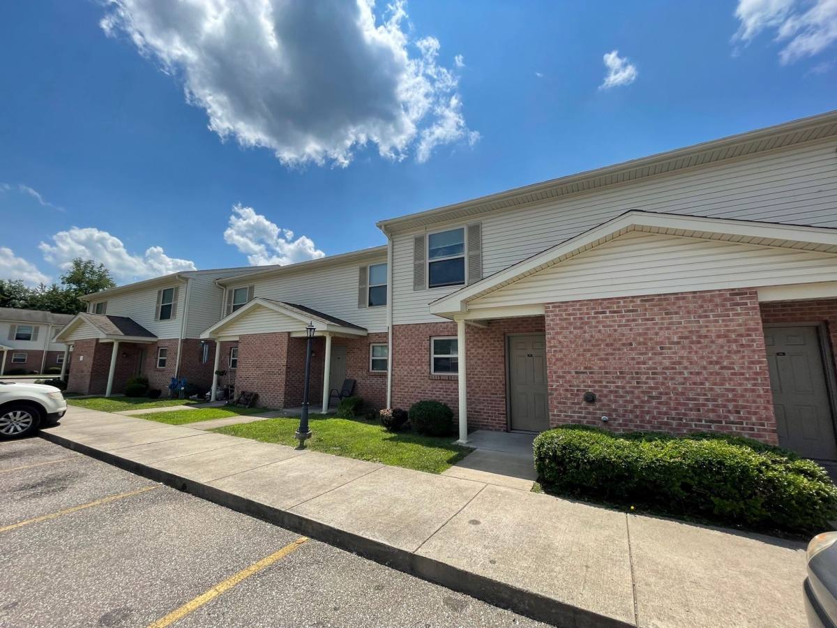 Apartment for rent at 108 Pebble Dr, Moundsville, WV 26041