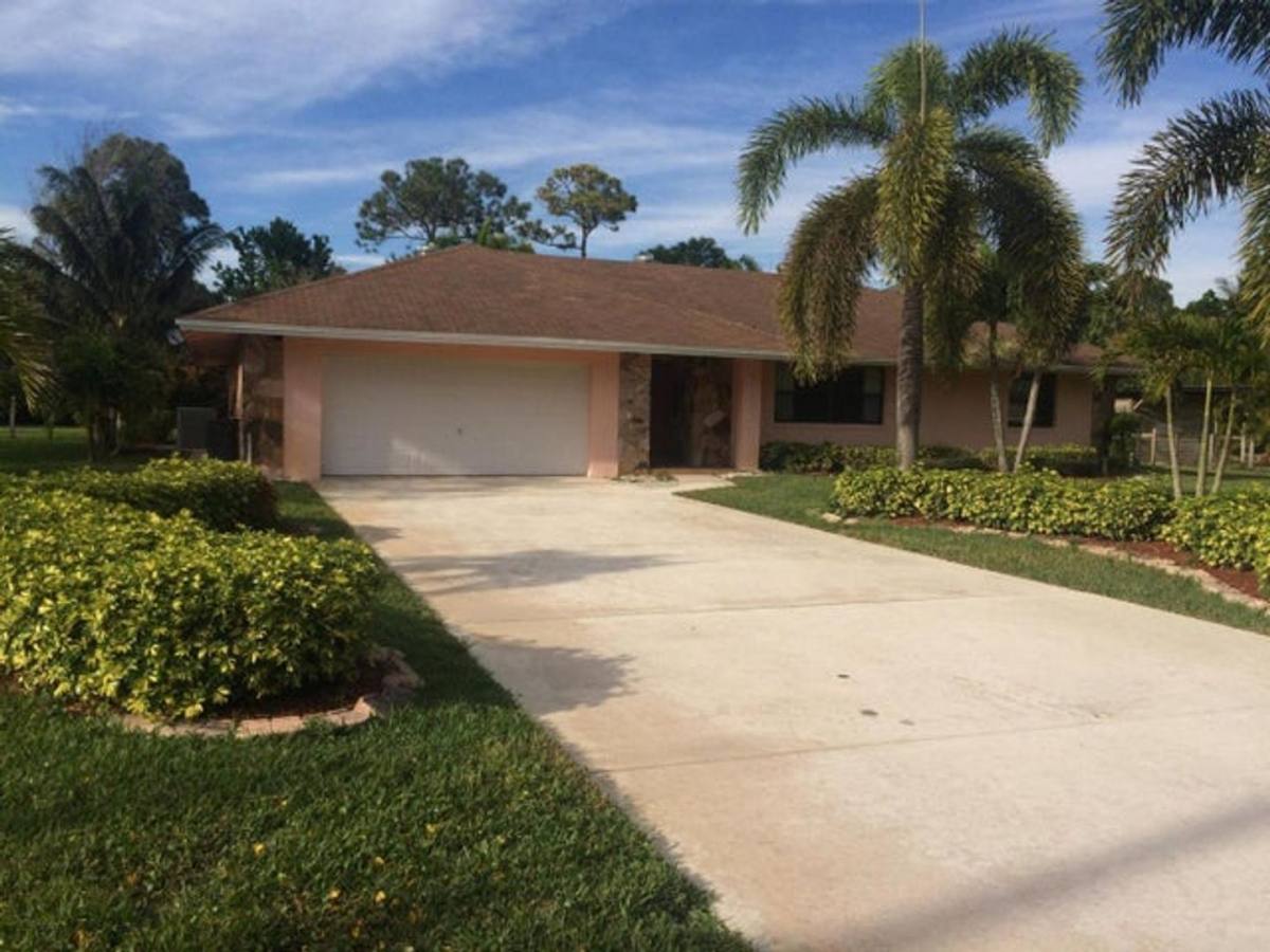 House for rent at 8251 Bowie Way, Lake Worth, FL 33467