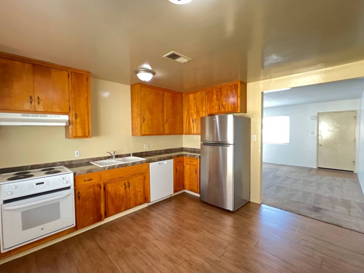 Apartment for rent at 4236 Columbus St, Bakersfield, CA 93306