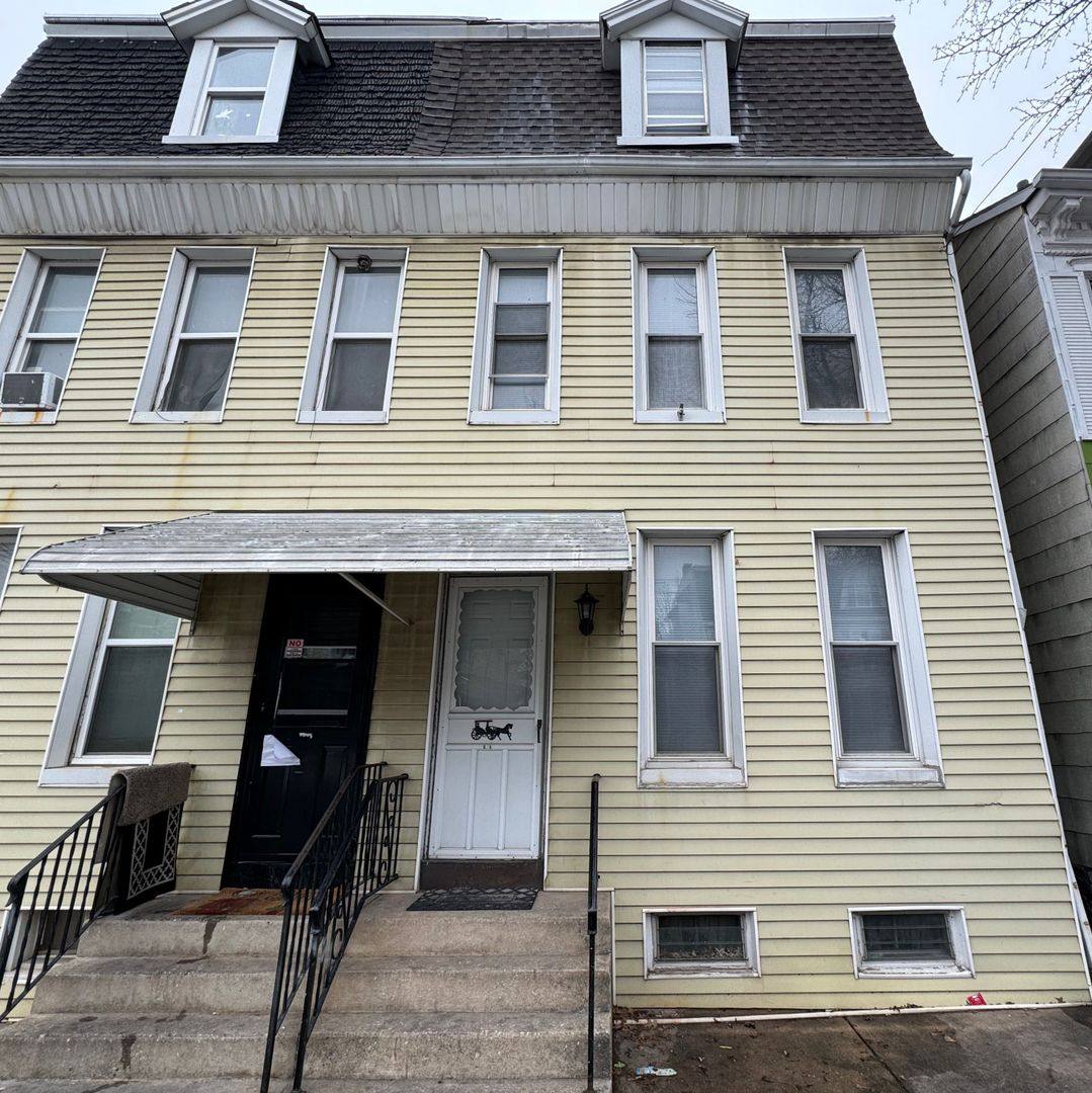 Apartment for rent at 645 W Philadelphia St - 2nd Floor, York, PA 17401