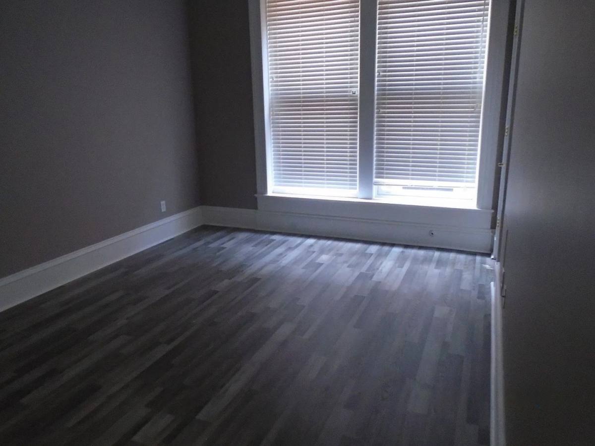 Apartment for rent at 200 E 9th St, Hopkinsville, KY 42240