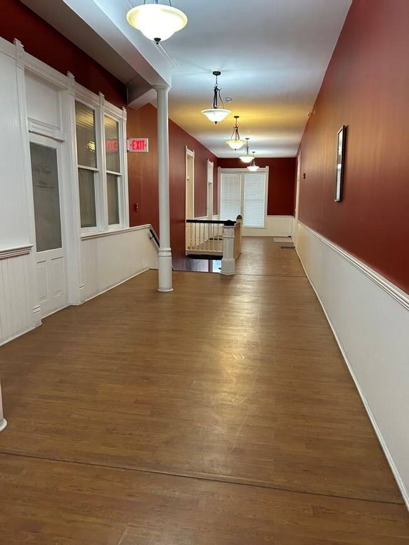 Apartment for rent at 200 E 9th St, Hopkinsville, KY 42240