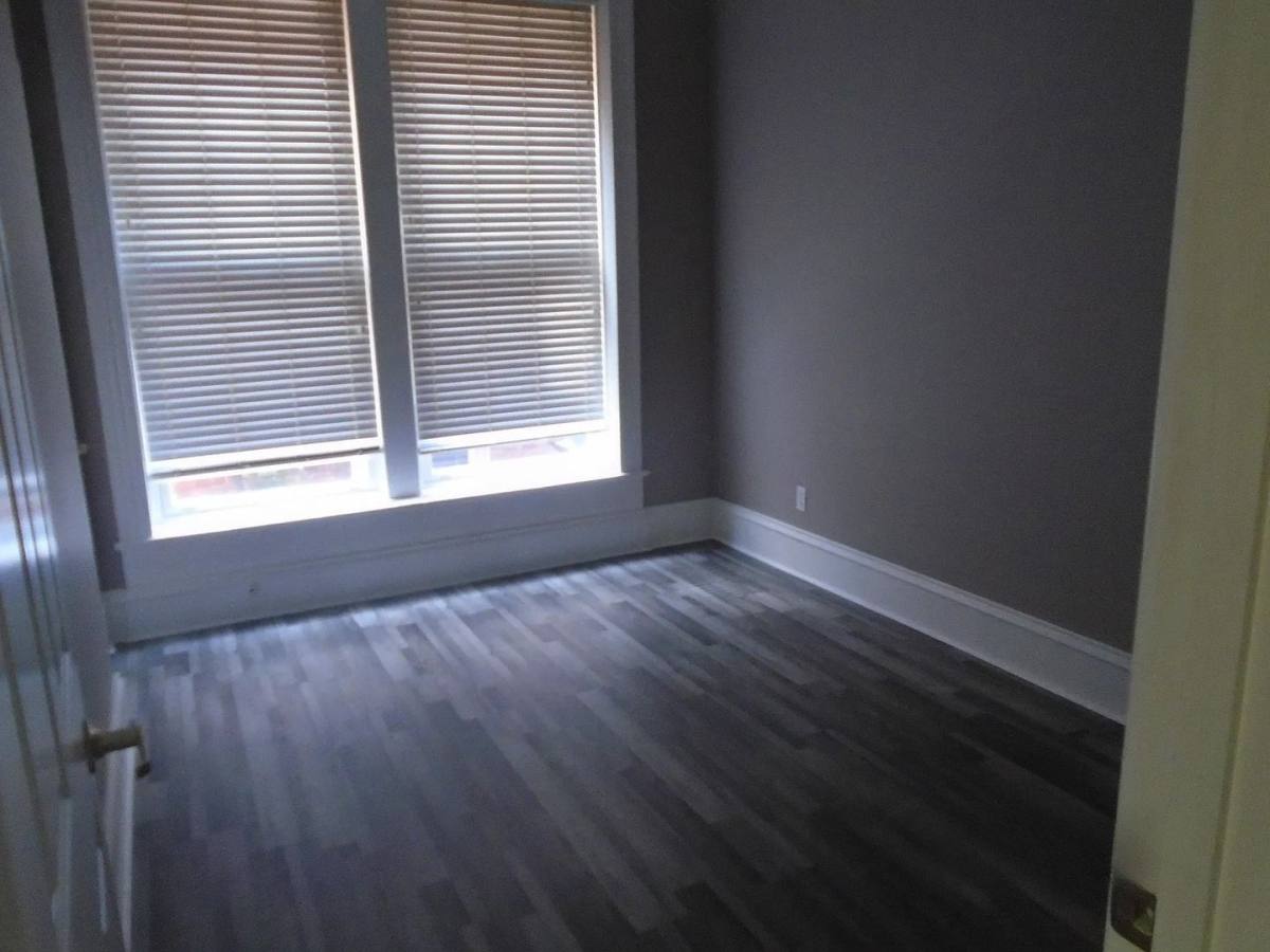 Apartment for rent at 200 E 9th St, Hopkinsville, KY 42240
