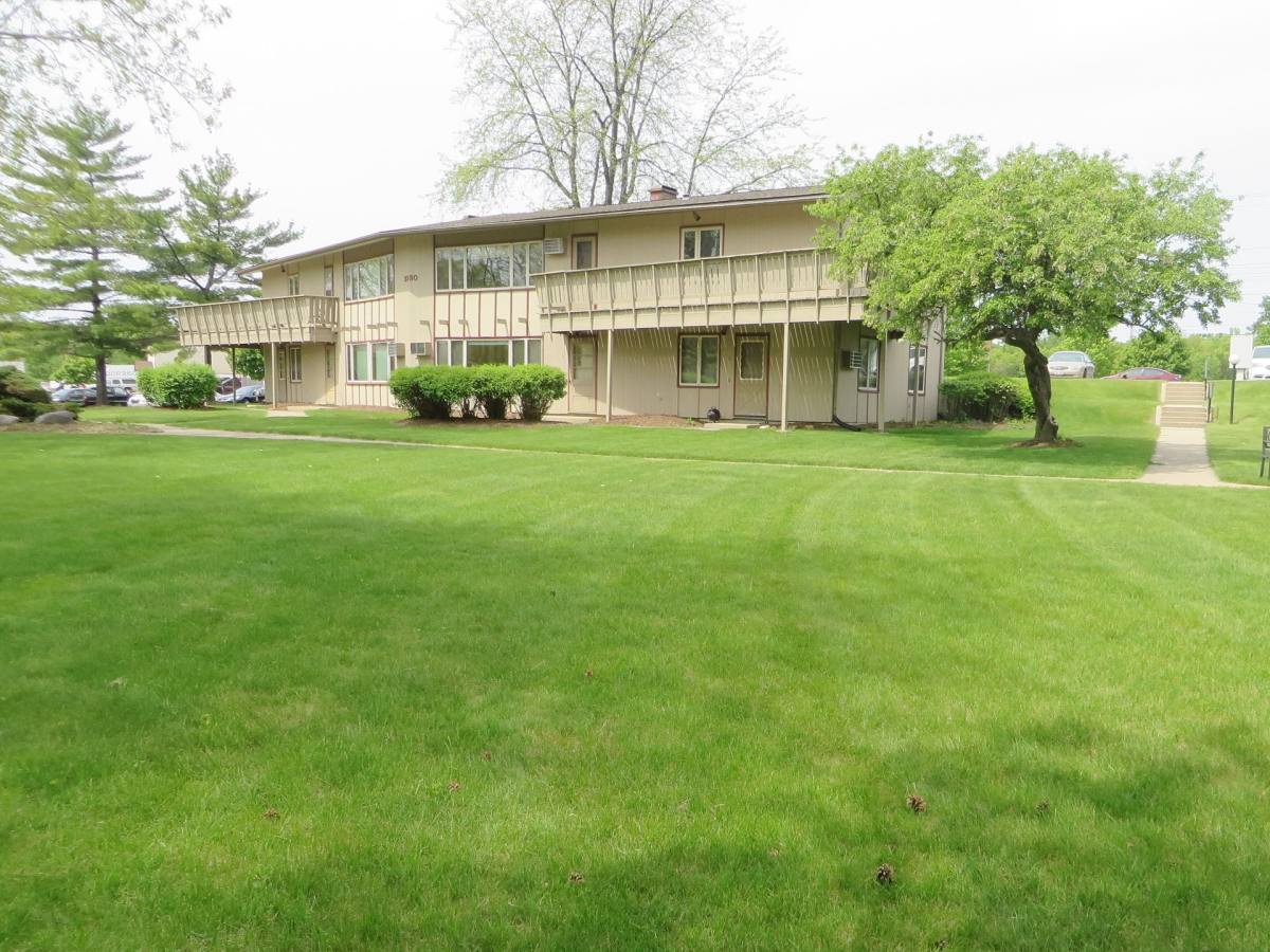 Apartment for rent at 2350 Chalet Gardens Rd, Madison, WI 53711