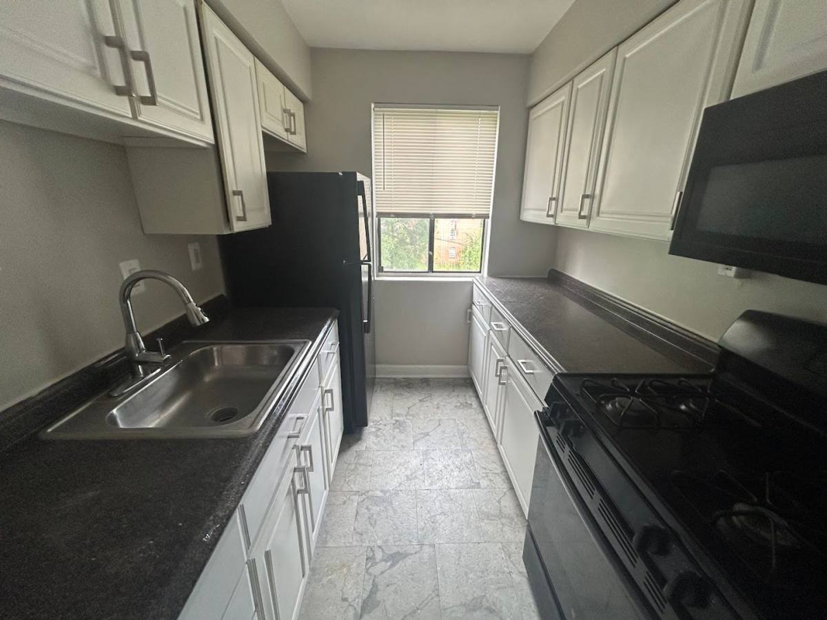 Condo for rent at 6 Galveston St SW, Washington, DC 20032