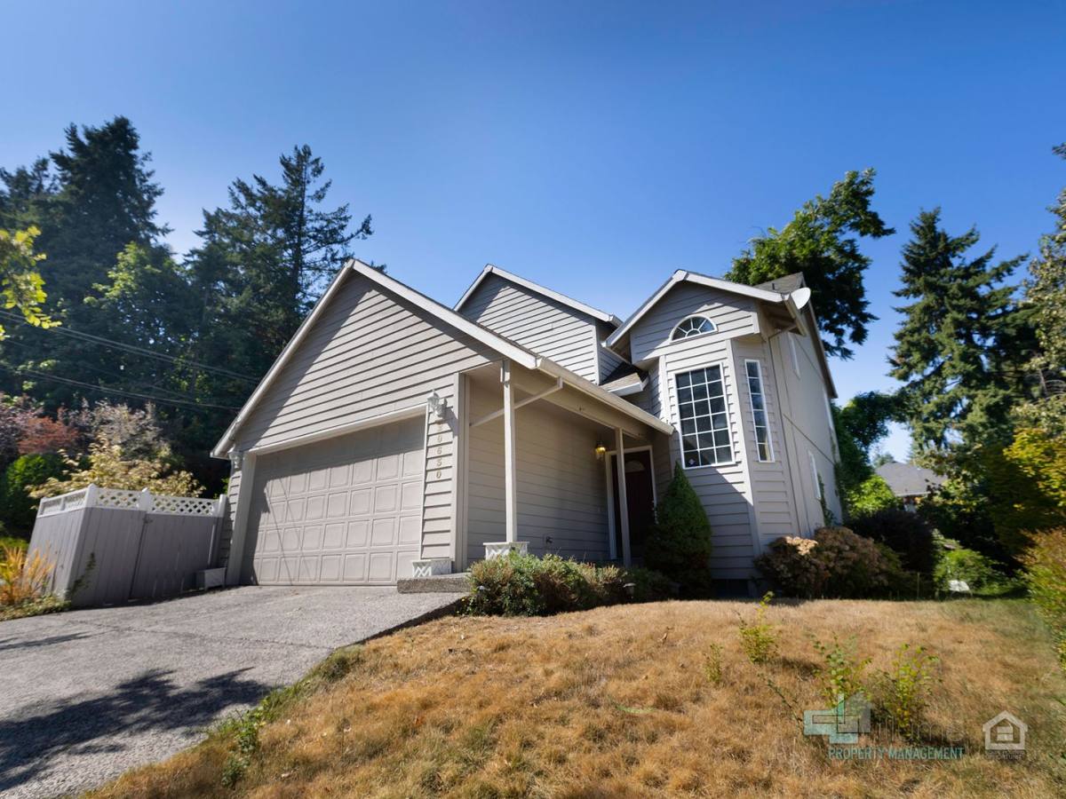 House for rent at 20630 Willamette Dr, West Linn, OR 97068