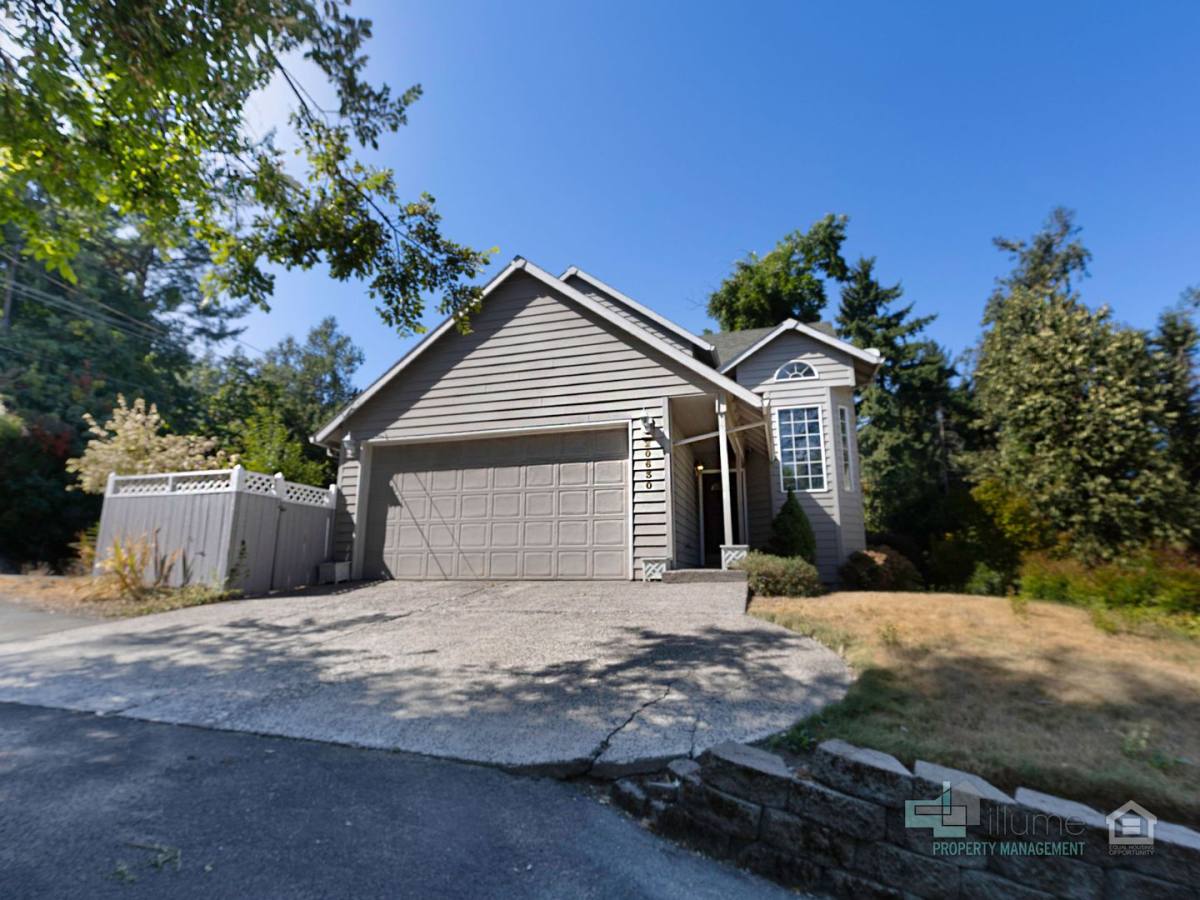 House for rent at 20630 Willamette Dr, West Linn, OR 97068
