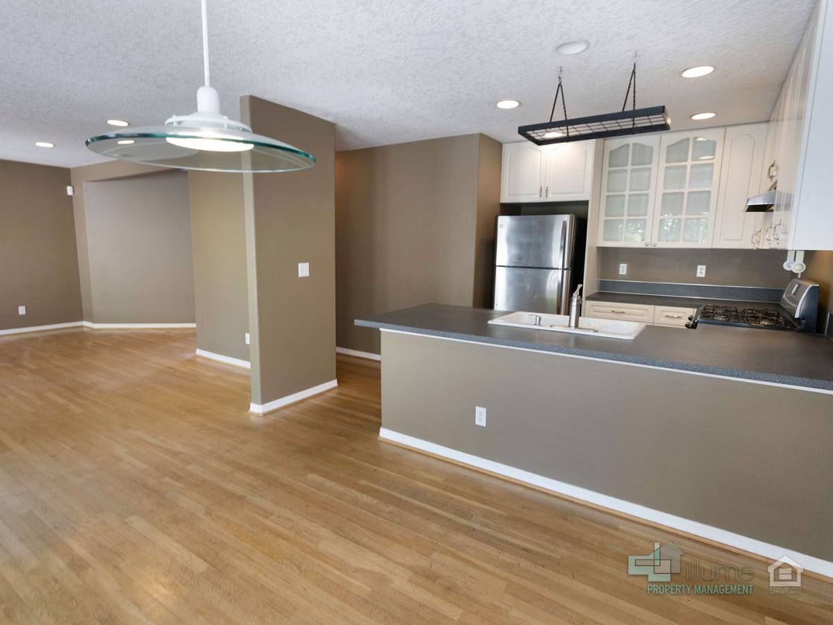 House for rent at 20630 Willamette Dr, West Linn, OR 97068