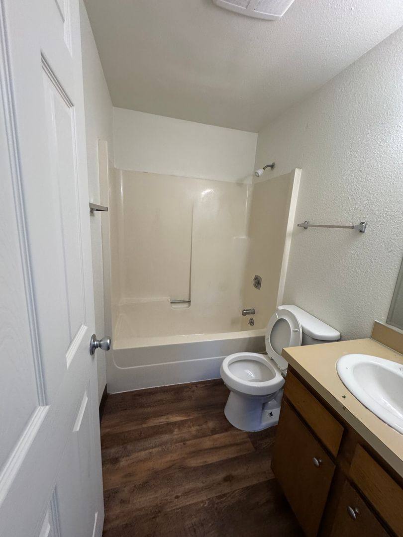 Townhouse for rent at 901-981 SE Ford St, McMinnville, OR 97128