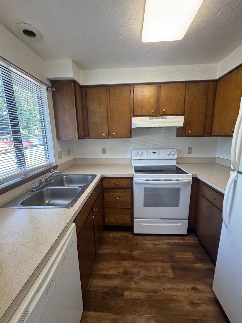 Townhouse for rent at 901-981 SE Ford St, McMinnville, OR 97128