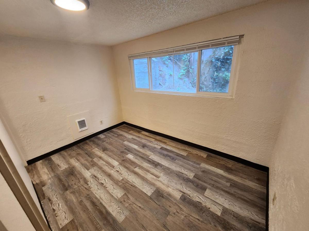 Melrose Court, 1642 Melrose Ave, Seattle, WA 98122 - Apartment for Rent - Image 6