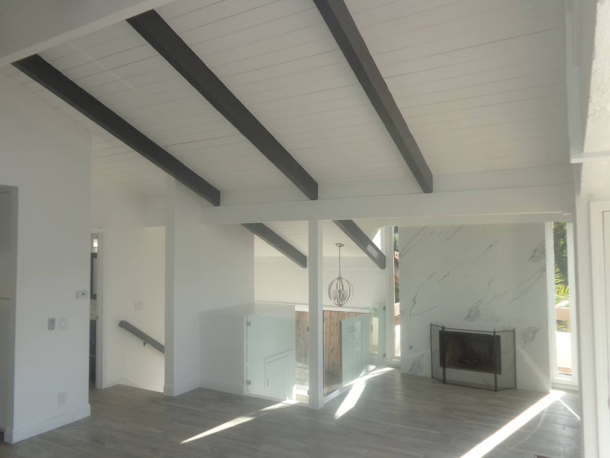 Apartment for rent at 538-556 N Coast Highway, Laguna Beach, CA 92651