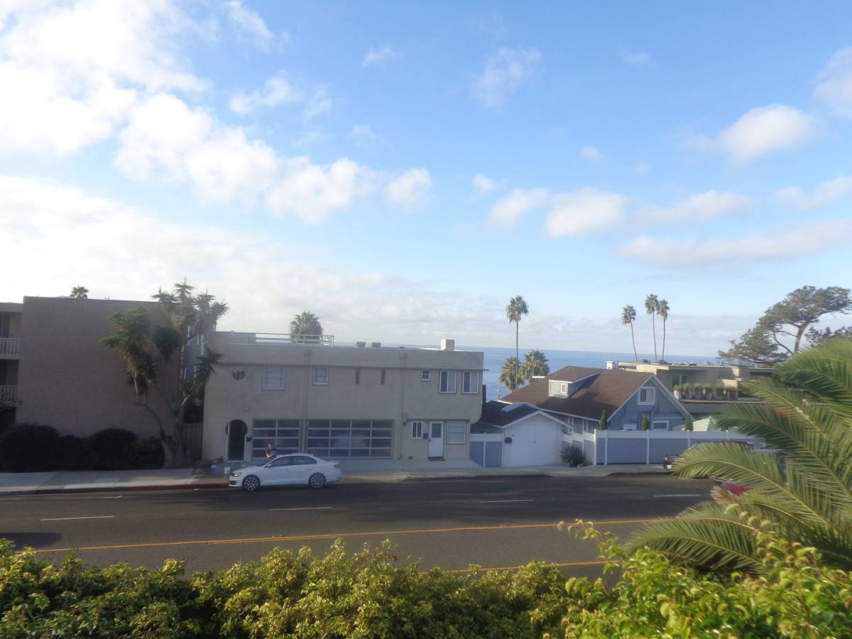 Apartment for rent at 538-556 N Coast Highway, Laguna Beach, CA 92651