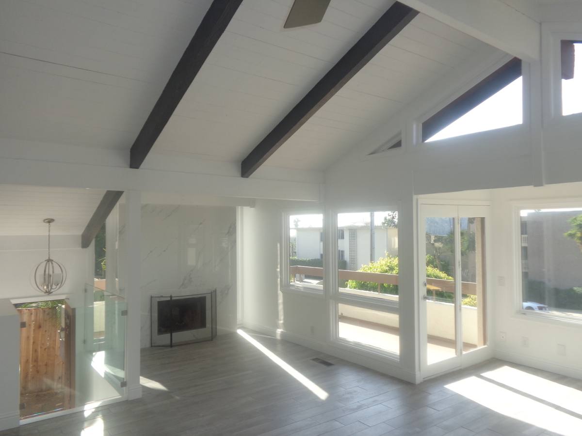 Apartment for rent at 538-556 N Coast Highway, Laguna Beach, CA 92651