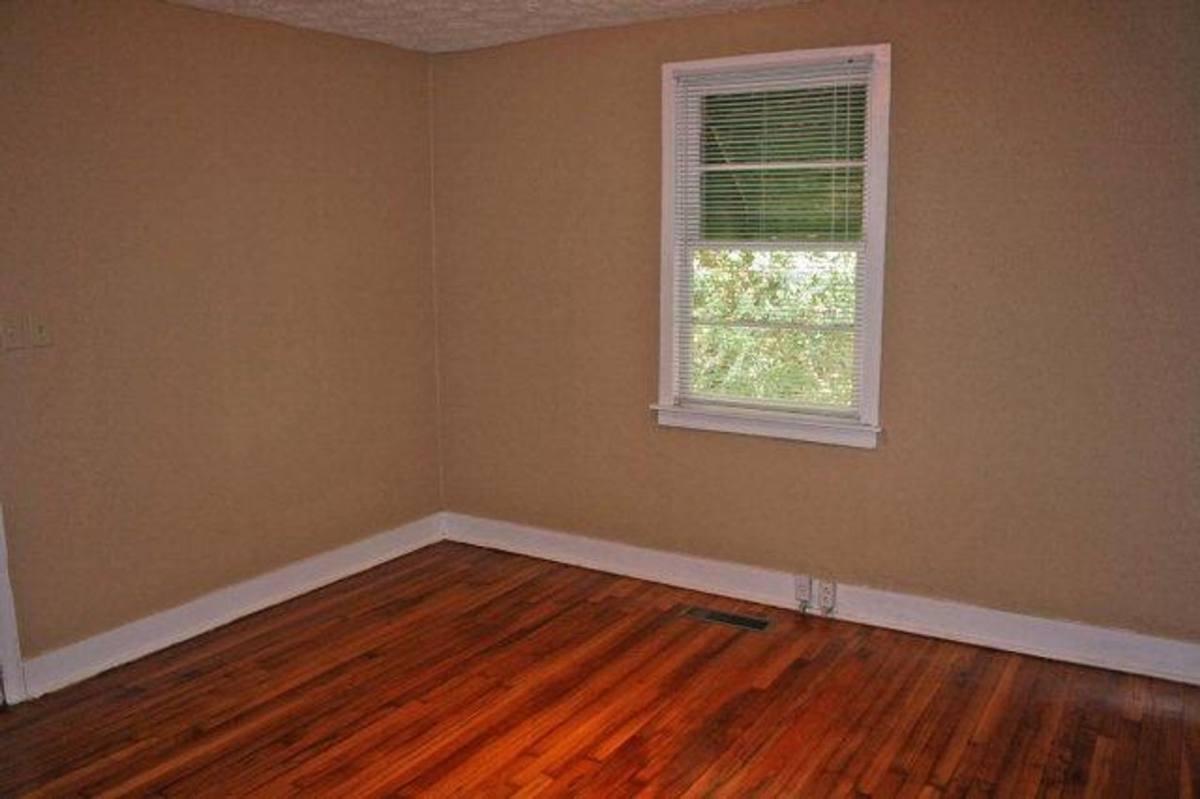 House for rent at 472 Whitehall Rd, Athens, GA 30605