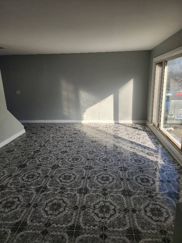 Townhouse for rent at 8929 Robin Dr #F, Des Plaines, IL 60016